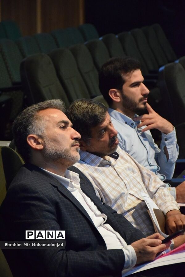 نشست رؤسای سازمان‌ دانش‌آموزی شهرستان‌ها و مناطق مازندران