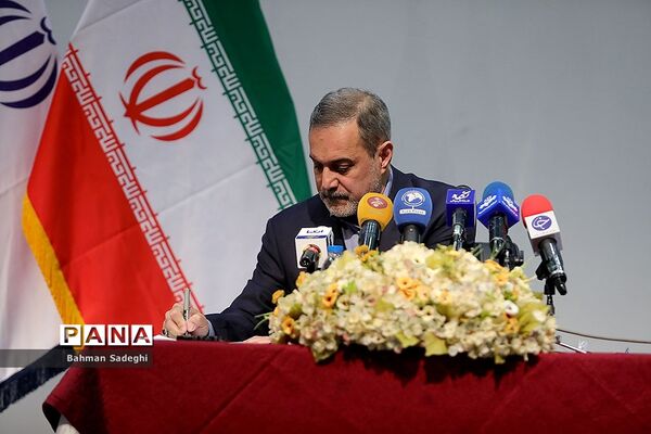 نشست خبری وزیرآموزش و پرورش