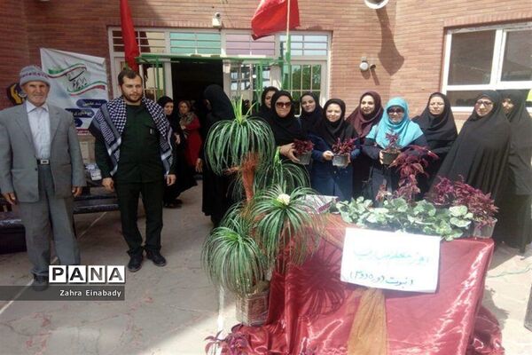 مراسم تجلیل سبز پوشان شهرستان ملارد از مقام شامخ معلم