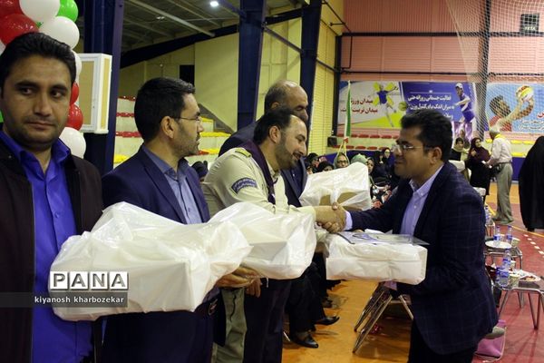 آیین جشن سپاس معلم و گرامیداشت سالروز تاسیس دانش‌آموزی  ارومیه