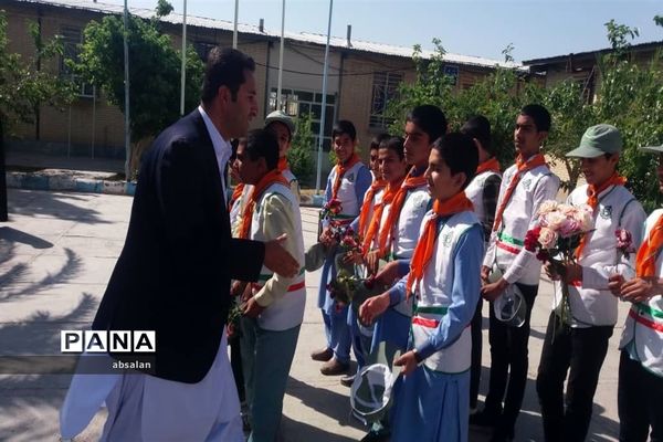 اجرای مراسم سپاس معلم در شهرستان خاش