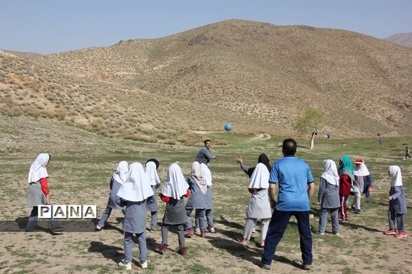اردوی پدر دختری دبستان عروج اندیشه یزد