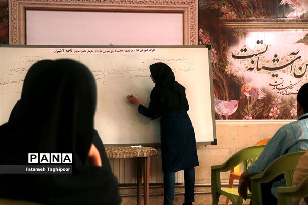 برگزاری دوره آموزش خبرنگاری ویژه دانش‌آموزان ناحیه 4 شیراز