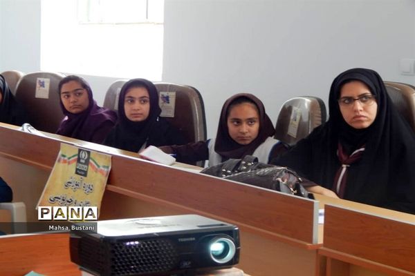 دوره آموزش خبرنگاری در دشتستان