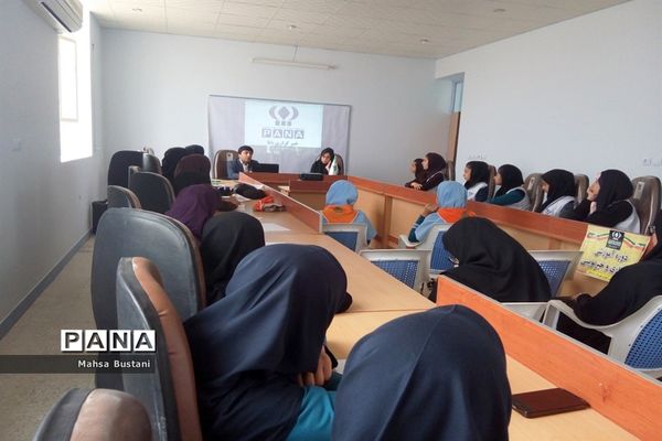 دوره آموزش خبرنگاری در دشتستان