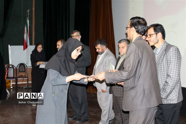 اختتامیه هشتمین جشنواره نوجوان سالم در استان همدان