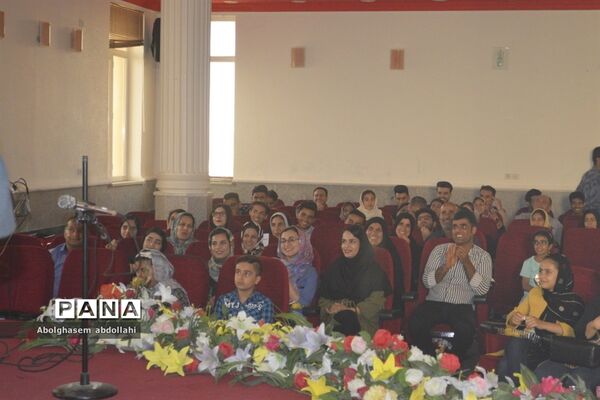 جشن فارغ التحصیلی  دانشجویان رشته شیمی دانشگاه خلیج فارس