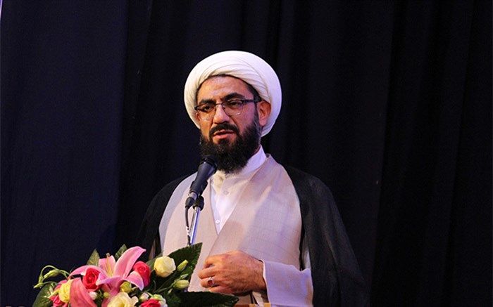 معلمان قلب تپنده فرهنگ و هویت جامعه هستند