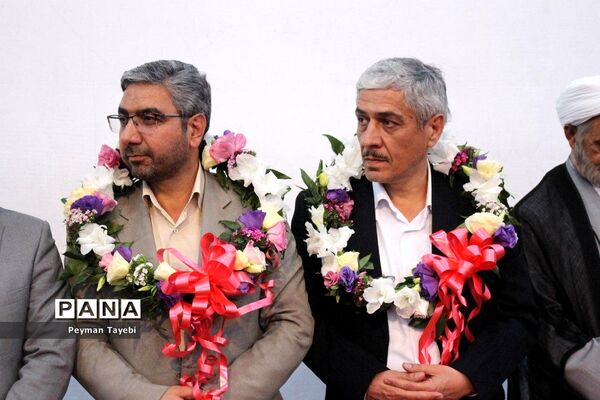 سی و پنجمین برنامه بزرگداشت مقام معلم در شهرستان سمنان