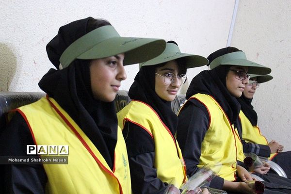 بازدید مربیان و پیشتازان ناحیه 2 اهواز از سازمان دانش‌آموزی خوزستان