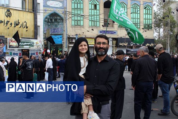 پیاده‌رویی جاماندگان اربعین حسینی در فردیس