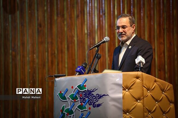 آیین گرامیداشت بیستمین سالروز تاسیس سازمان دانش‌آموزی