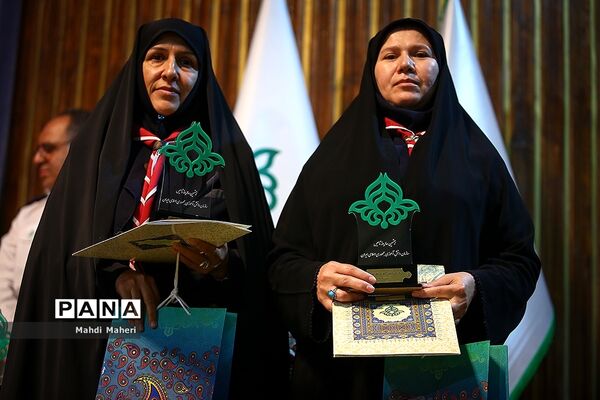 آیین گرامیداشت بیستمین سالروز تاسیس سازمان دانش‌آموزی
