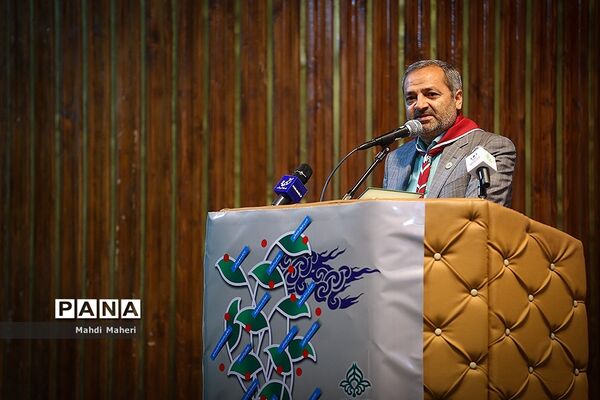 آیین گرامیداشت بیستمین سالروز تاسیس سازمان دانش‌آموزی