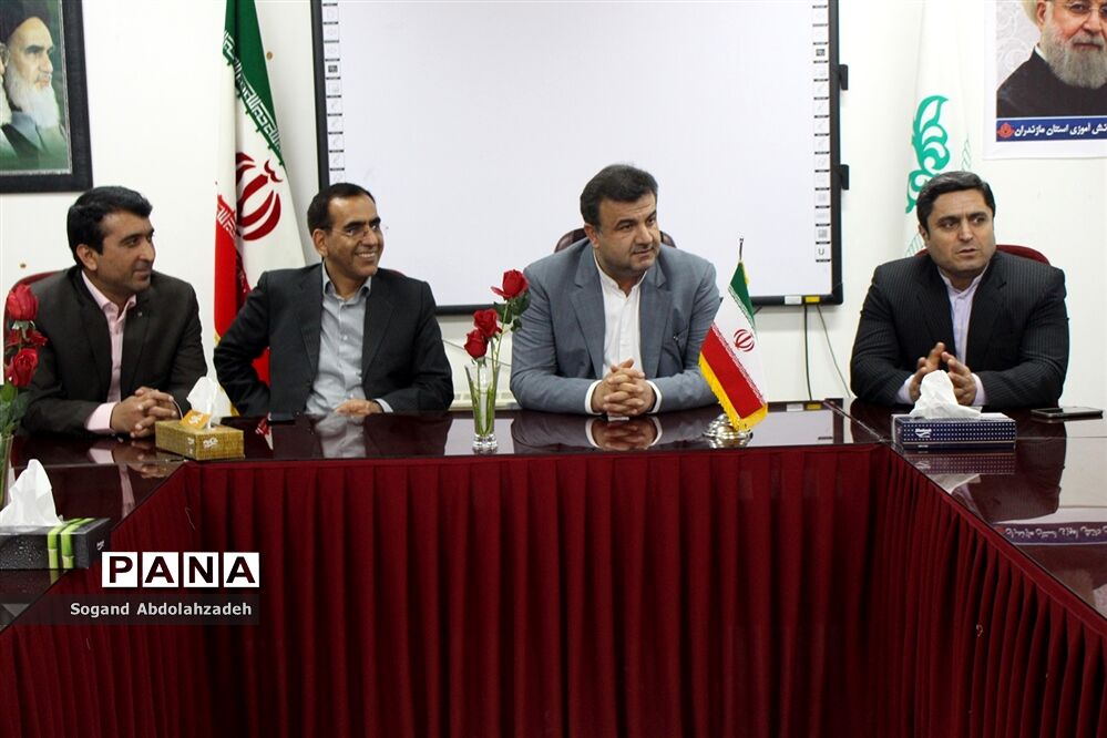 حضور استاندار مازندران در سازمان دانش‌آموزی استان