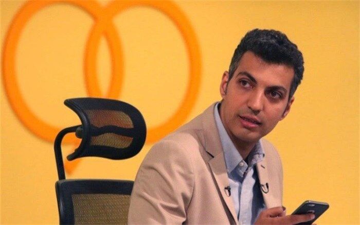 میز عادل فردوسی‌پور بساط هندوانه فروشی شد + تصویر