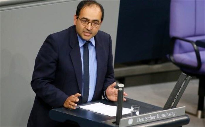 عضوکمیسیون‌ سیاست خارجی پارلمان آلمان: لفاظی‌های بولتون درباره اقدام نظامی علیه ایران احمقانه است