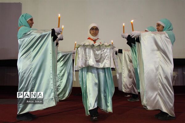 همایش تجلیل از رانندگان برتر  و عوامل اجرایی سرویس مدارس شهر شیراز