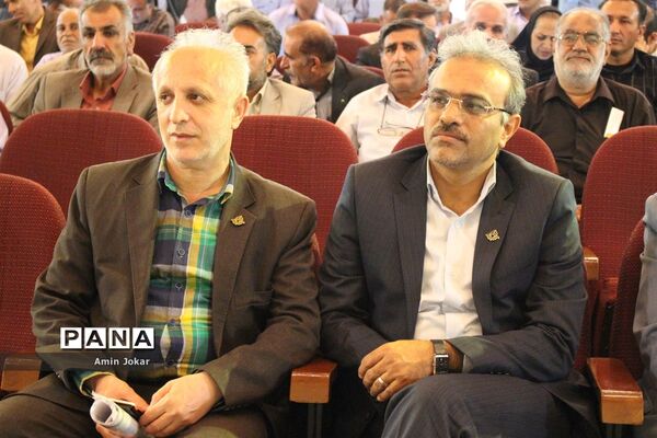 همایش تجلیل از رانندگان برتر  و عوامل اجرایی سرویس مدارس شهر شیراز