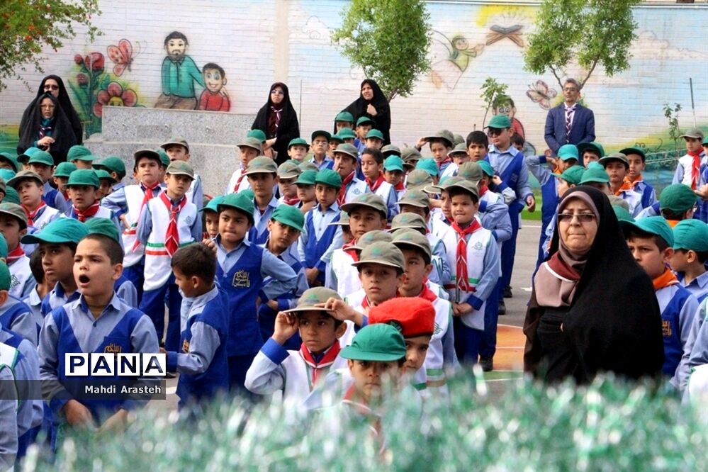 سالگرد تاسیس سازمان دانش‌آموزی و سپاس مربی درخراسان جنوبی