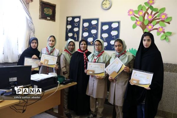 تقدیر از مربیان و اعضا پیشتاز شهرستان ایرانشهر