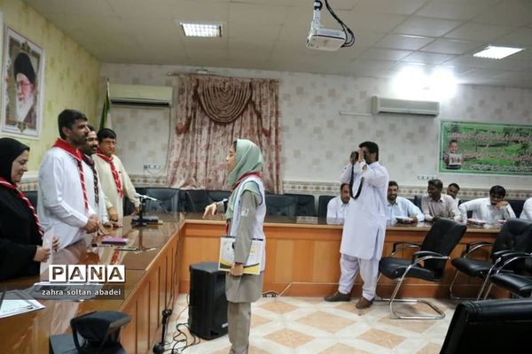 تقدیر از مربیان و اعضا پیشتاز شهرستان ایرانشهر