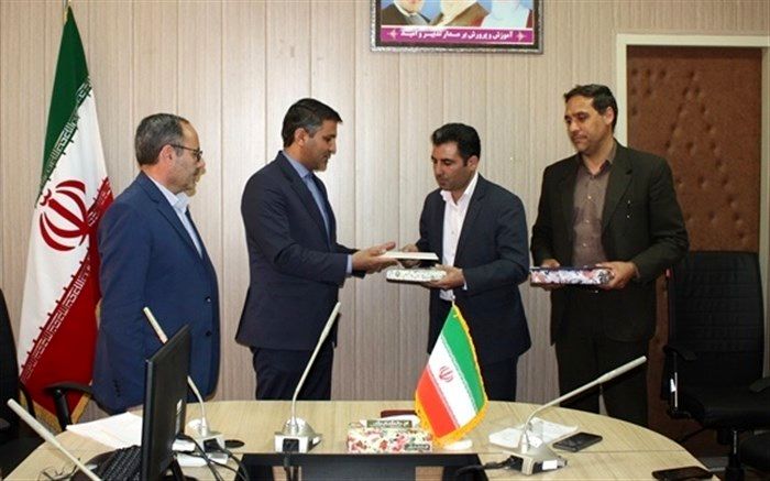 آیین تکریم و معارفه مشاور اجرایی مدیر کل آموزش و پرورش استان زنجان برگزار شد