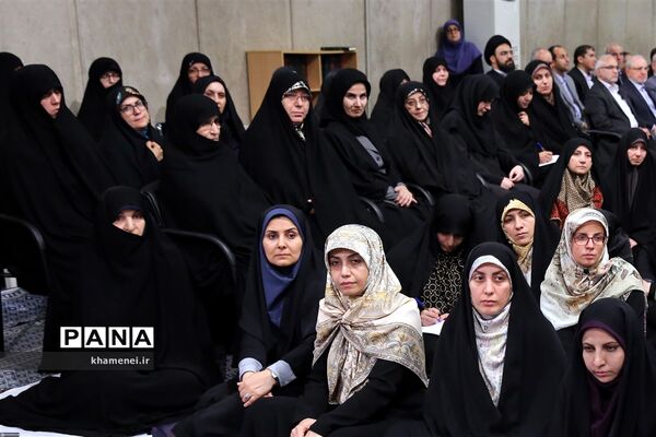 دیدار مسئولان نظام با مقام معظم رهبری
