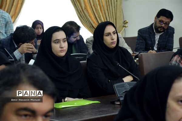 نشست خبری استاندار آذربایجان شرقی