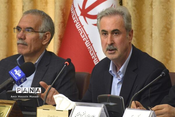 نشست خبری استاندار آذربایجان شرقی