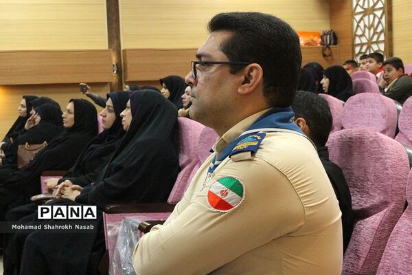 آیین سپاس مربی در ناحیه 3 اهواز