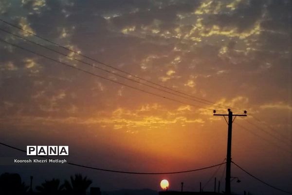 آسمان سرخ کازرون