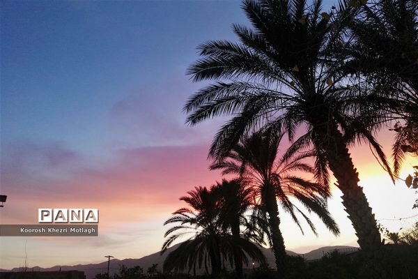 آسمان سرخ کازرون