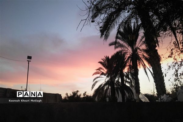 آسمان سرخ کازرون