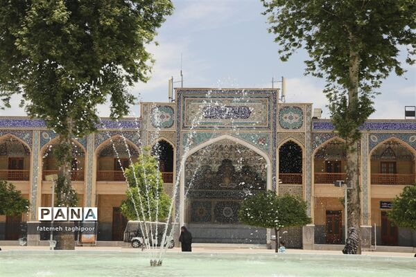 مراسم جزء خوانی قرآن کریم در حرم مطهر شاهچراغ (ع)
