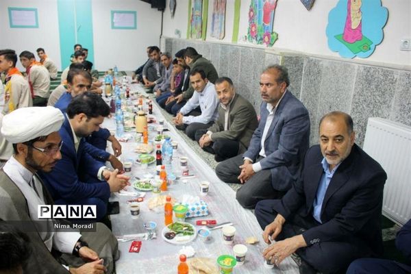 مراسم افطاری به‌مناسبت سالروز تاسیس سازمان دانش‌آموزی