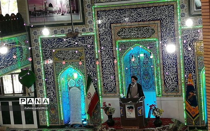 امام جمعه  خاورشهر: مقاومت گزینه اصلی ملت ایران است