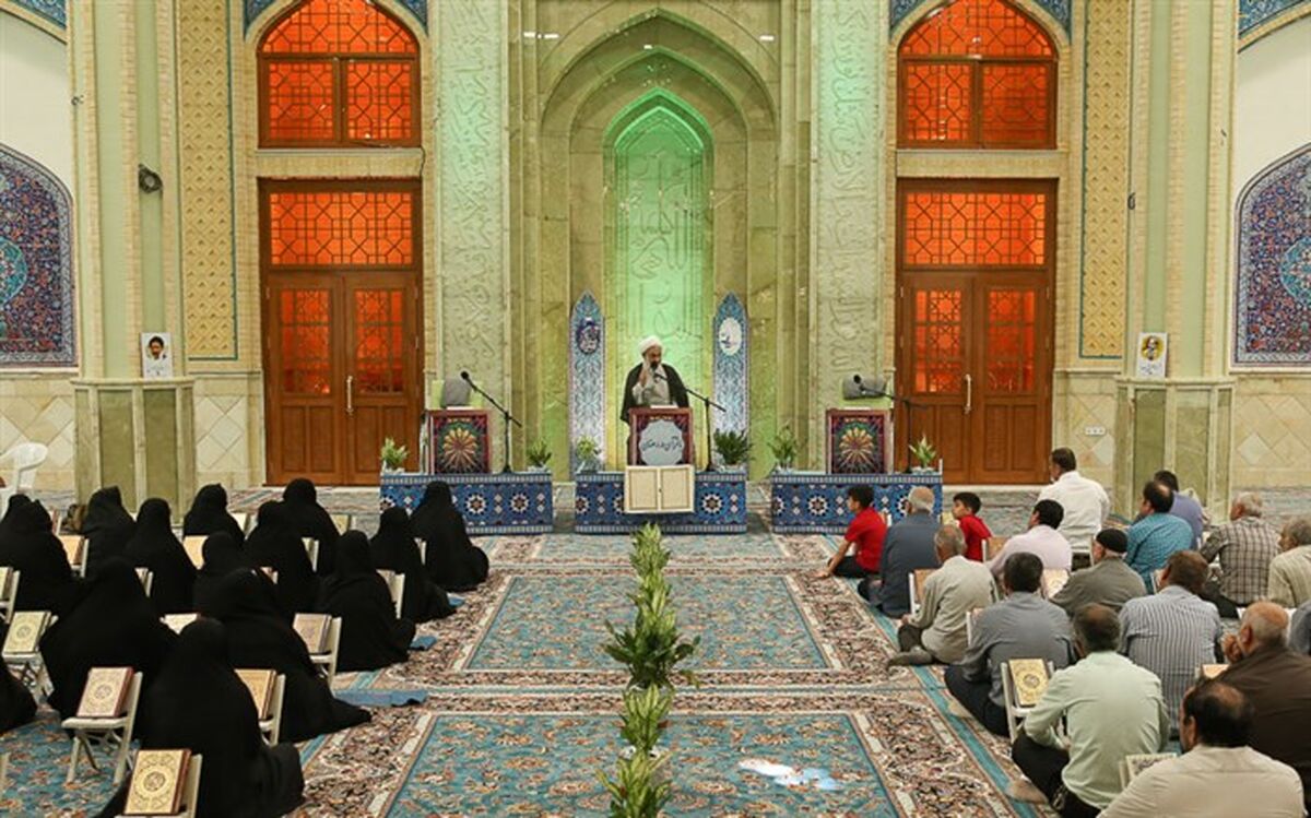قرآن زنده کننده دل و عامل نشاط معنوی است