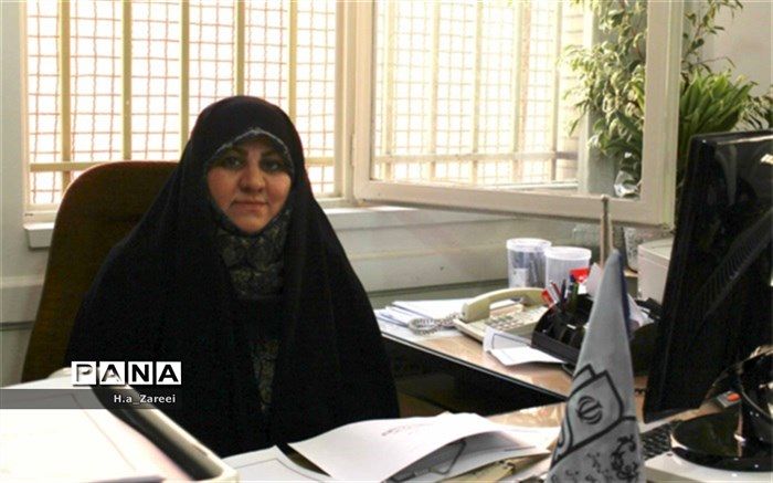 مشاور مدیر کل آموزش و پرورش اصفهان در امور زنان:  با توجه به بیانات مقام معظم رهبری سندی برای افزایش جمعیت تنظیم کرده ایم