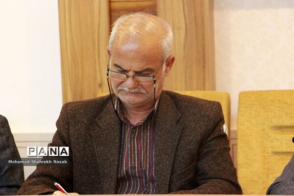 نشست شورای آموزش و پرورش خوزستان در اهواز