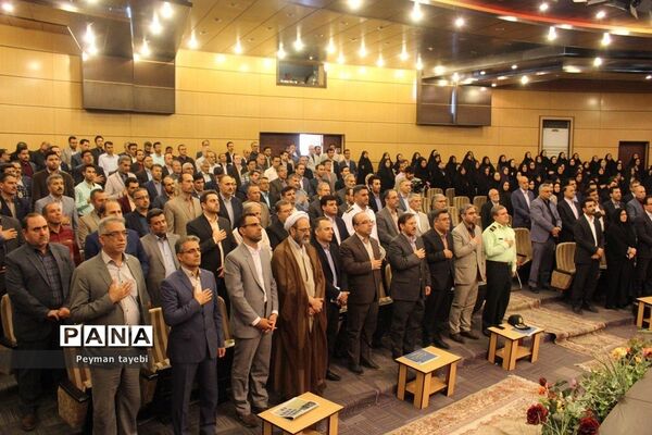 آئین تجلیل از معلمان نمونه استان سمنان-۱