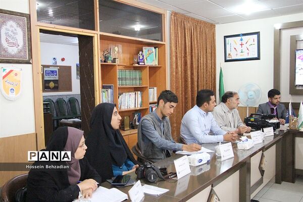نشست خبری ریاست سازمان دانش‌آموزی خراسان جنوبی بااصحاب رسانه