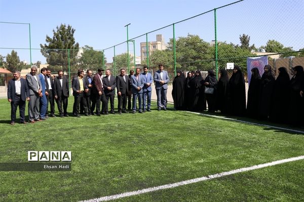 افتتاح اولین زمین چمن مصنوعی آموزش پروش خراسان رضوی ویژه دانش‌آموزان دختر