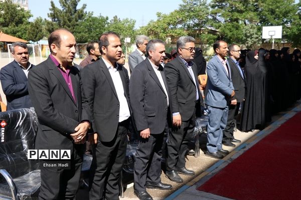 افتتاح اولین زمین چمن مصنوعی آموزش پروش خراسان رضوی ویژه دانش‌آموزان دختر