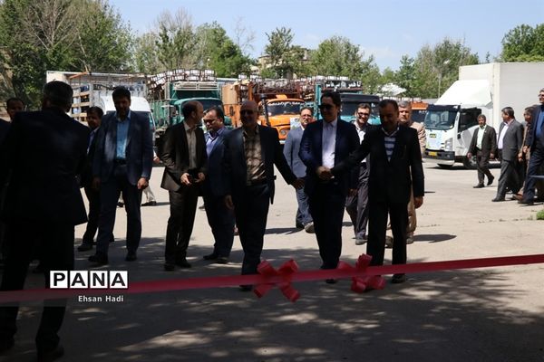 مراسم توزیع اقلام ویژه مدارس حاشیه شهر در قالب کاروان امید