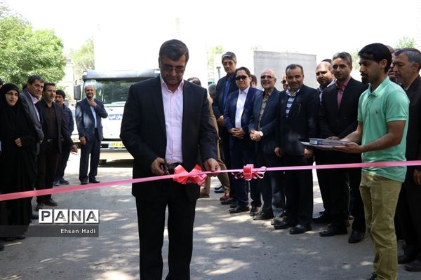 مراسم توزیع اقلام ویژه مدارس حاشیه شهر در قالب کاروان امید