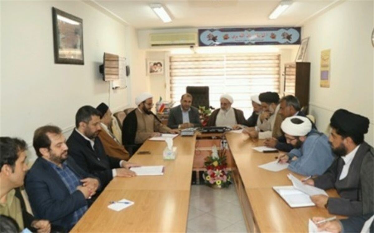 فعالیت ۸۰۰ روحانی در مدارس لرستان