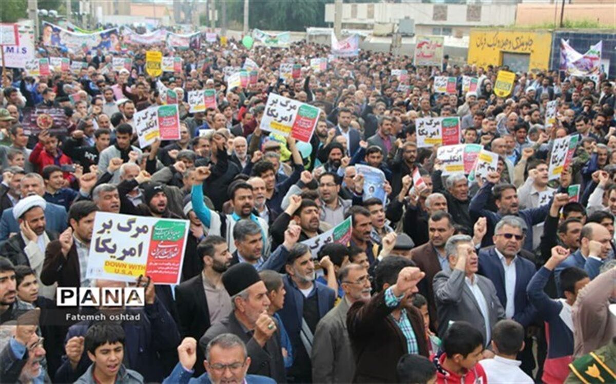 فردا، مردم فارس ، همزمان با سراسر کشور در حمایت از بیانیۀ شورای عالی امنیت ملی راهپیمایی می‌کنند