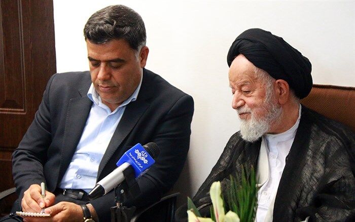 کلید علم و دانش، آموزش و پرورش است