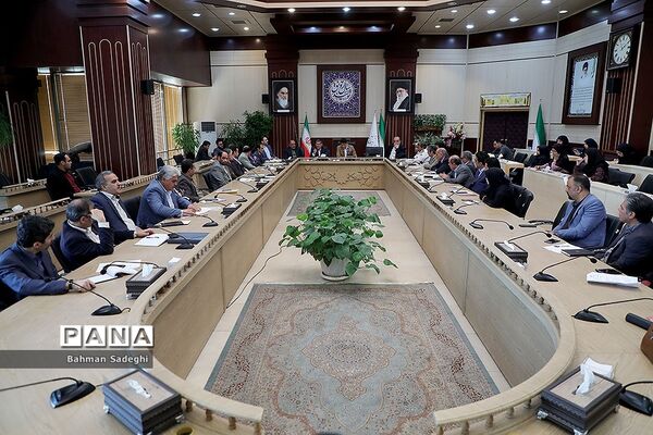 جلسه کارگروه کاهش آلودگی هوای استان تهران